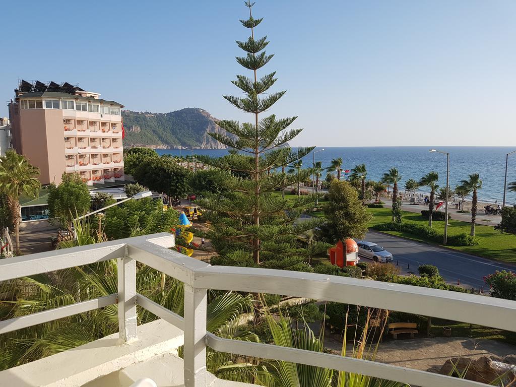 Belle Ocean Apart Otel Alanya Bagian luar foto