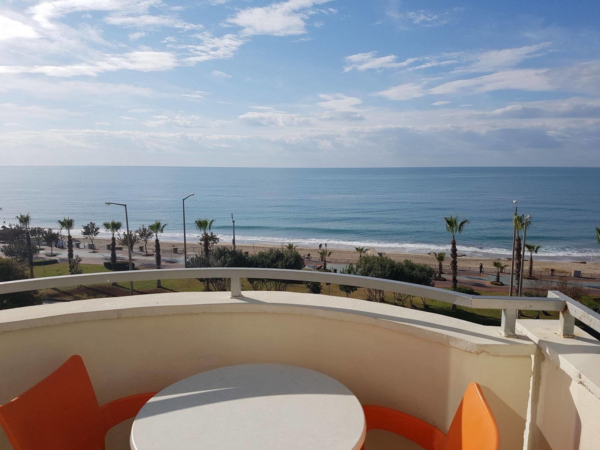 Belle Ocean Apart Otel Alanya Bagian luar foto