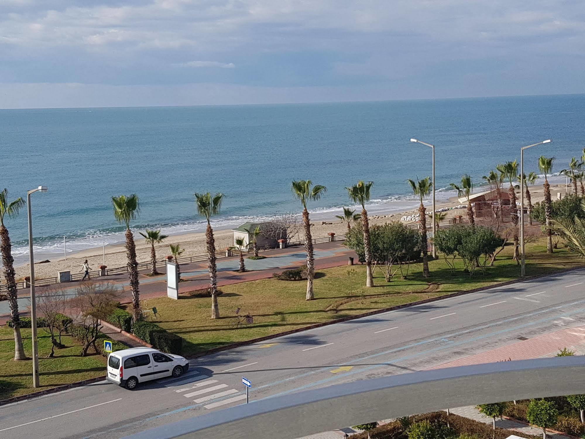 Belle Ocean Apart Otel Alanya Bagian luar foto